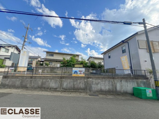 【前面道路含む現地写真】 | 宇治市木幡南山　売土地　建築条件無し
