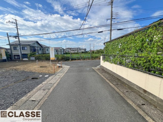 【前面道路含む現地写真】 | 宇治市木幡南山　売土地　建築条件無し