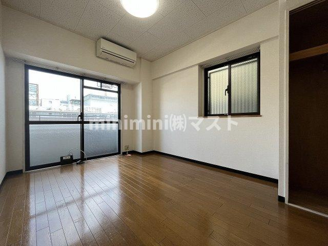 メゾンドフェンテの居間・リビング