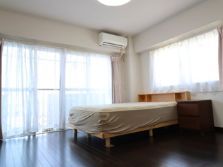 【洋室】 | サンシティ薮田ガーデン | 広々とした洋室です