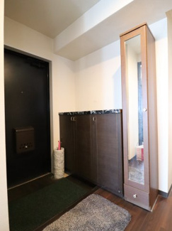 【玄関】 | サンシティ薮田ガーデン | 落ち着いた玄関です