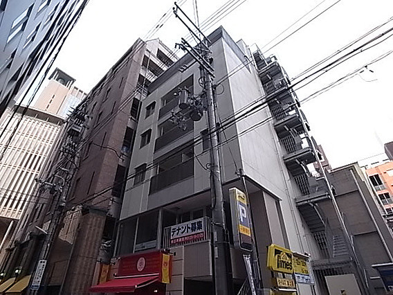 越智ビルの外観