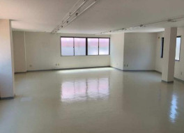 大津市打出浜の店舗事務所の内装