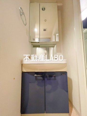 エスリード弁天町南の洗面所