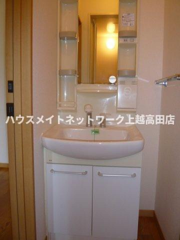 ＳＴＵＤＩＯ・ＦＬＡＴの洗面所|洗髪洗面化粧台（参考同型103号室室内写真）