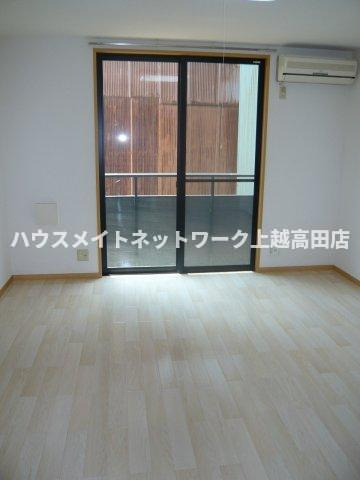ＳＴＵＤＩＯ・ＦＬＡＴの収納|洋室8.0帖（参考同型103号室室内写真）
