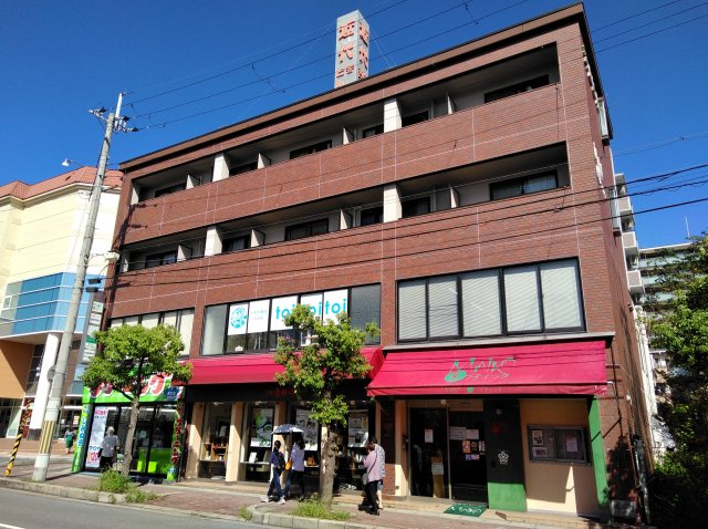滝山ビル の外観