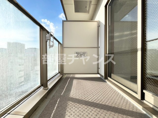 アーバンフラッツ伏見のバルコニー