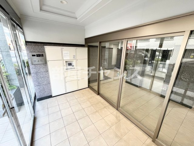 La Douceur伏見のエントランス