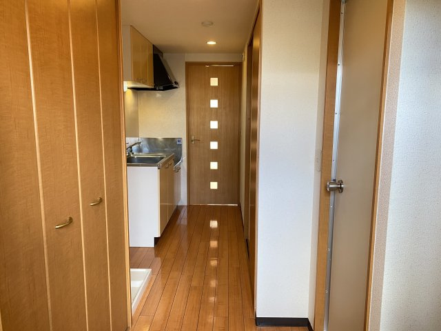 カリヨン新田辺の内装