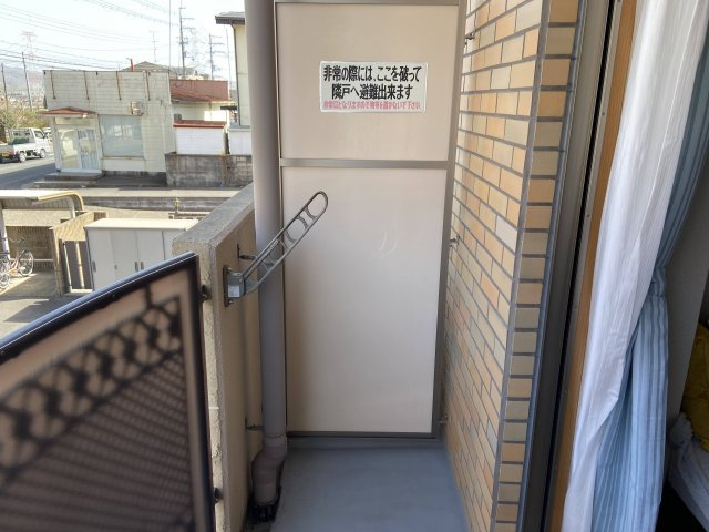 シャトー同志社前のバルコニー