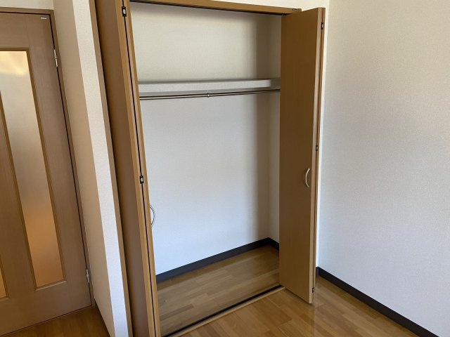 シャトー同志社前の収納