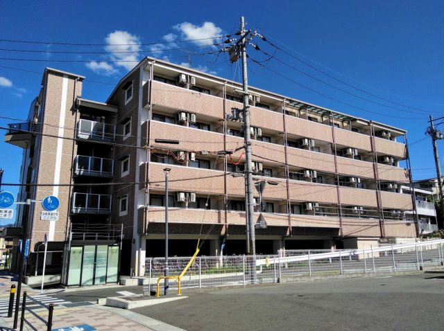 アートプラザ京田辺の外観