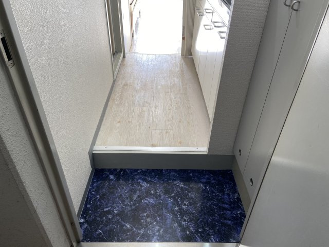 セレーネ田辺Ⅲ-Aの玄関