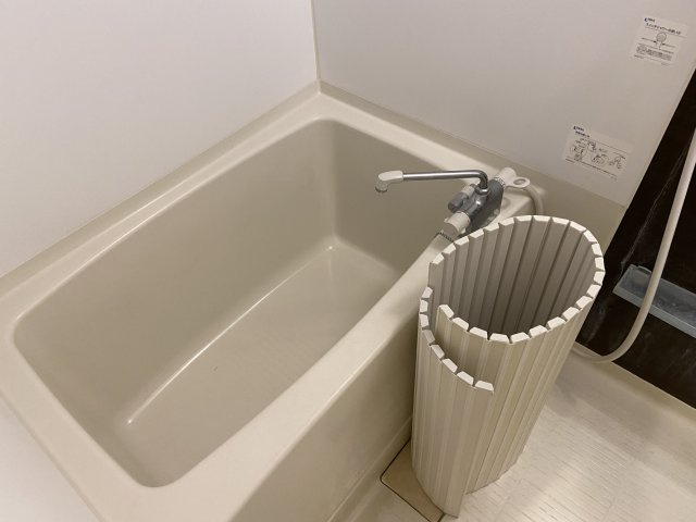 ウイングコートの浴室