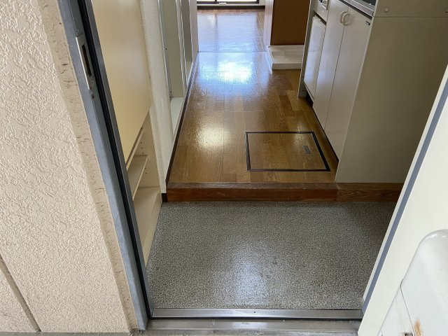 ノースリバーハイツの玄関