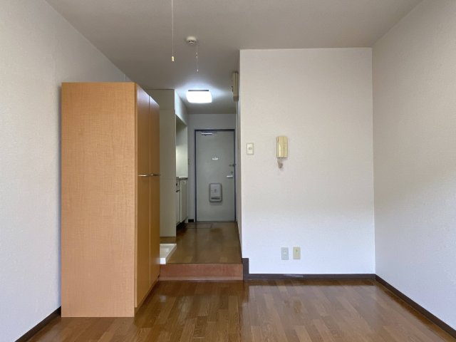 ノースリバーハイツの居間・リビング