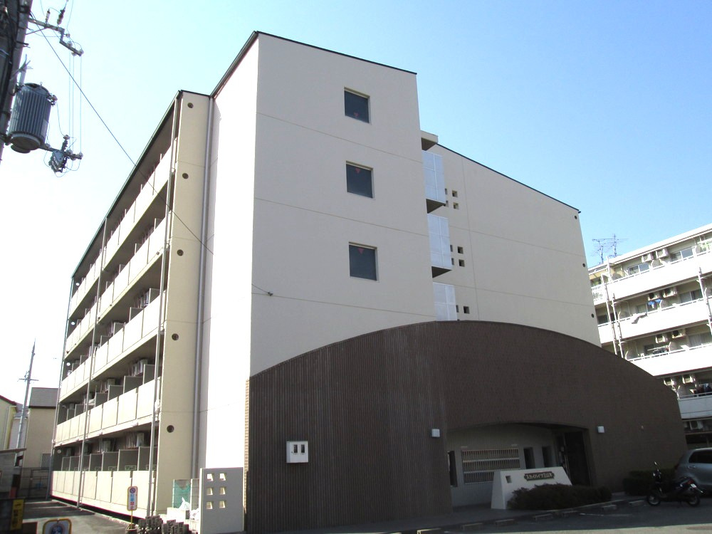 スカイハイツ三山木の外観