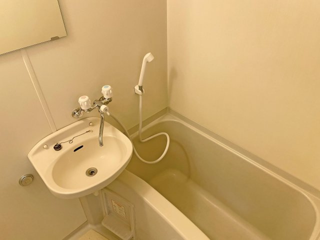 スカイハイツ三山木の浴室