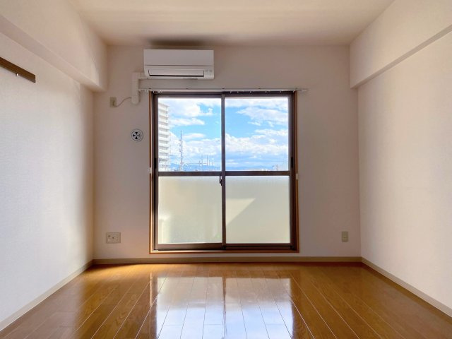 グランディール２２の居間・リビング