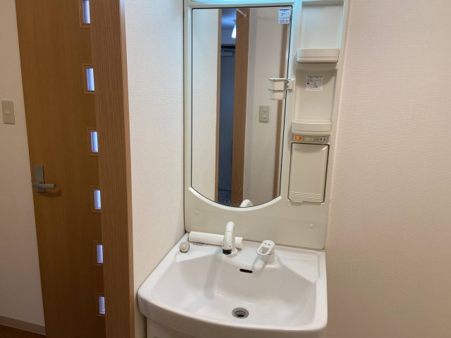 グランディール２２の洗面所