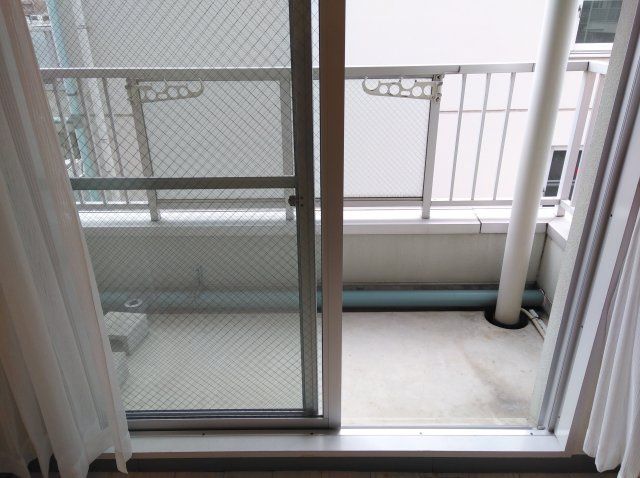 セレーネ田辺Ⅲ-Bのバルコニー