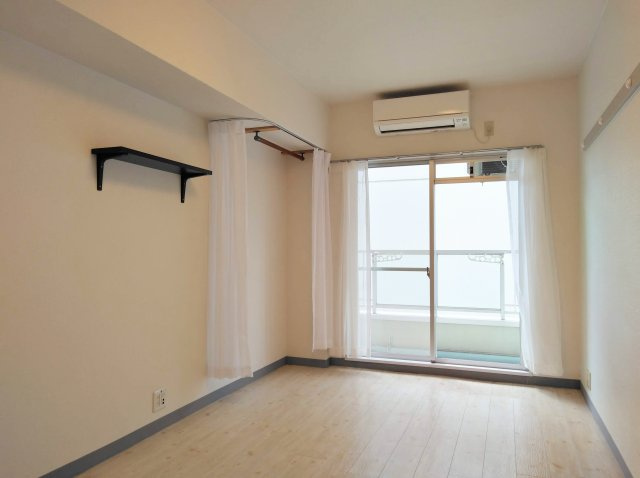 セレーネ田辺Ⅲ-Bの居間・リビング