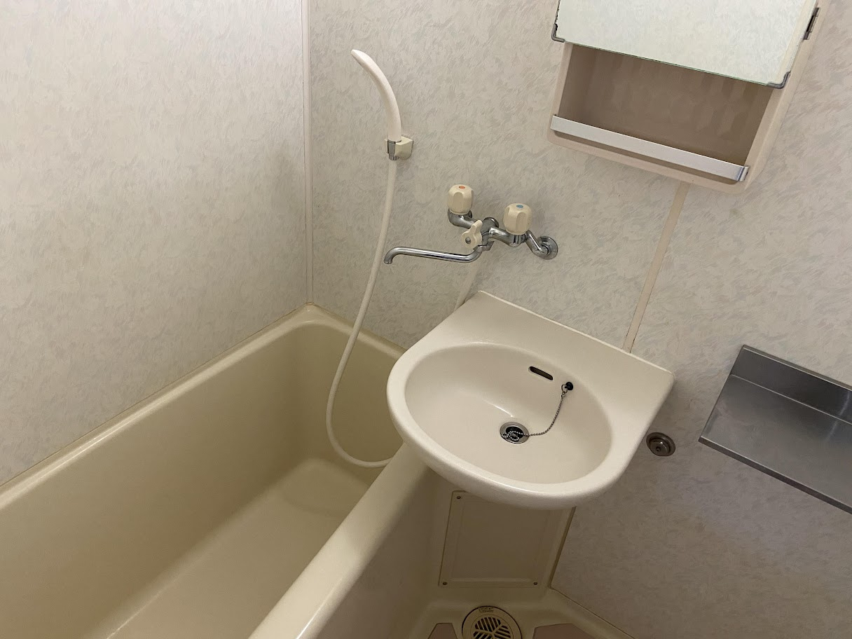 セレーネ田辺Ⅲ-Bの浴室