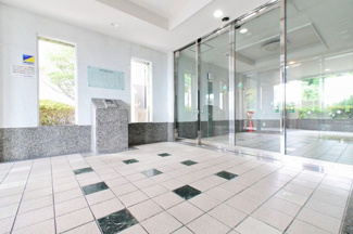 【エントランス】 | 安全に配慮されたオートロックマンションです♪