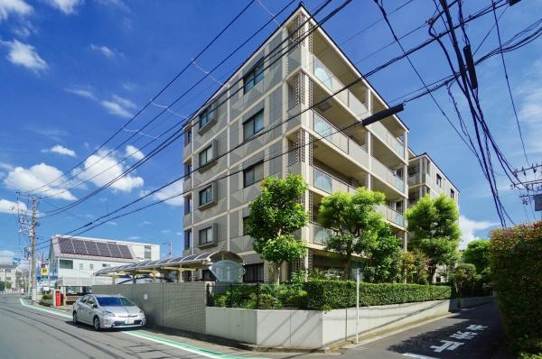 横浜市神奈川区入江１丁目の中古マンションの外観|リフォーム済マンションで安心してお住まい頂けます。
管理体制良好です！