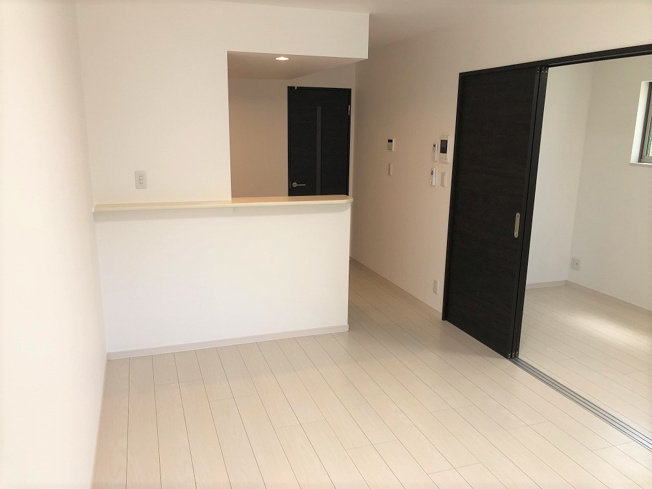 【居間・リビング】 | シエーナ川口元郷