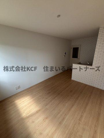 Brave Base 花畑駅南の居間・リビング|ゆったり過ごせるリビングです