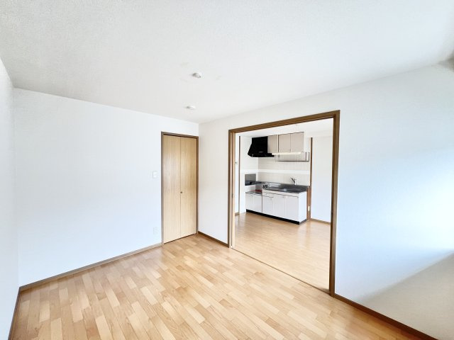 パインツリーの洋室|※別部屋参考写真