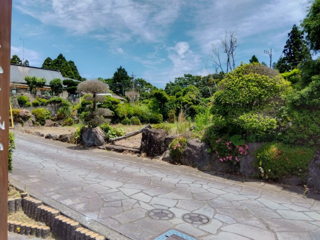 売土地　三島市山中新田の外観|閑静な住宅地に位置しているので静かで落ち着いた雰囲気です。緑豊かな場所にあります。自然を身近に感じる事が出来ます。