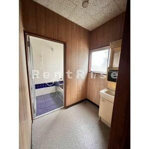 一宮市木曽川町の戸建の駐車場