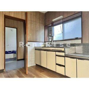 一宮市木曽川町の戸建の居間・リビング