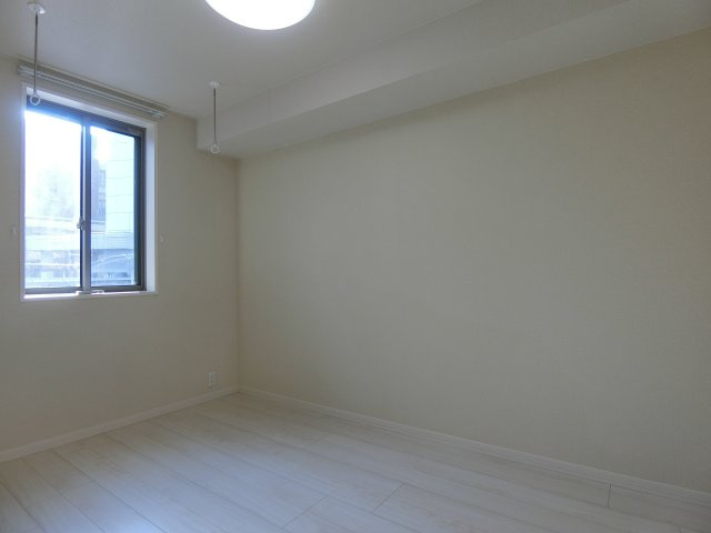 シャーメゾンエグゼクティブ東福原の洋室