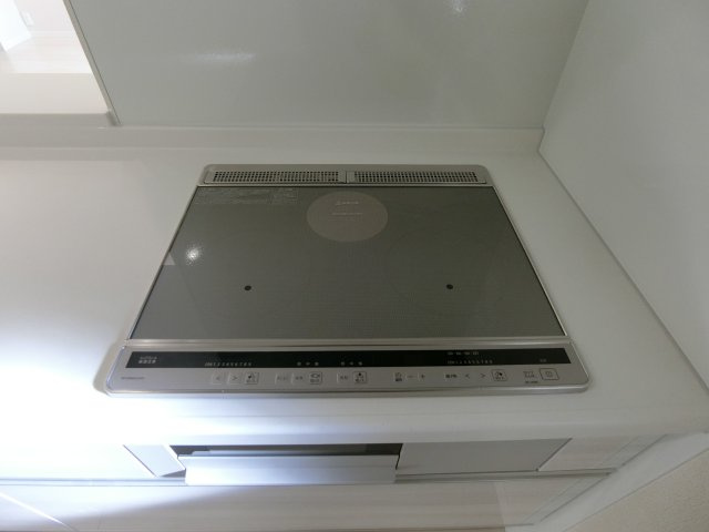 シャーメゾンエグゼクティブ東福原のキッチン