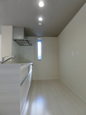 シャーメゾンエグゼクティブ東福原のキッチン