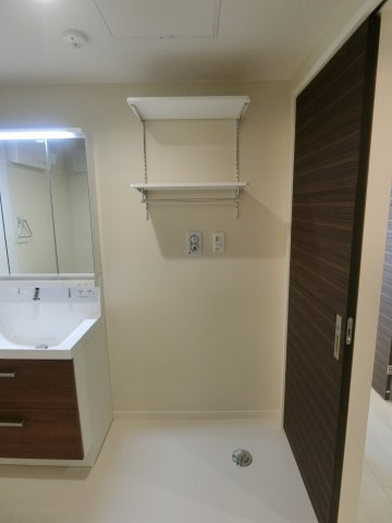 シャーメゾンエグゼクティブ東福原の洗面所