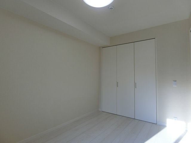 シャーメゾンエグゼクティブ東福原の洋室