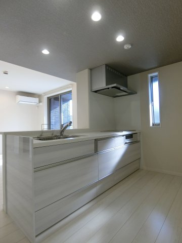 シャーメゾンエグゼクティブ東福原のキッチン