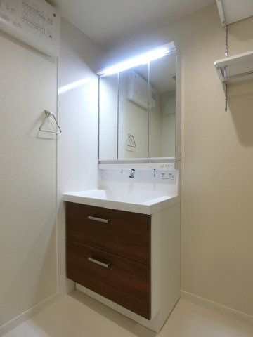 シャーメゾンエグゼクティブ東福原の洗面所