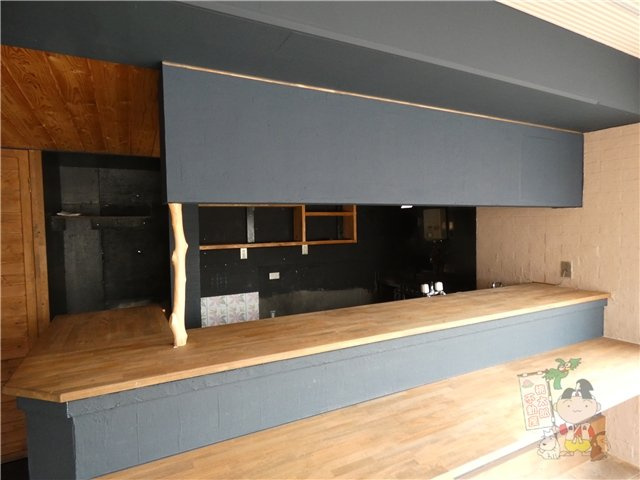 弓之町ビルテナントのキッチン