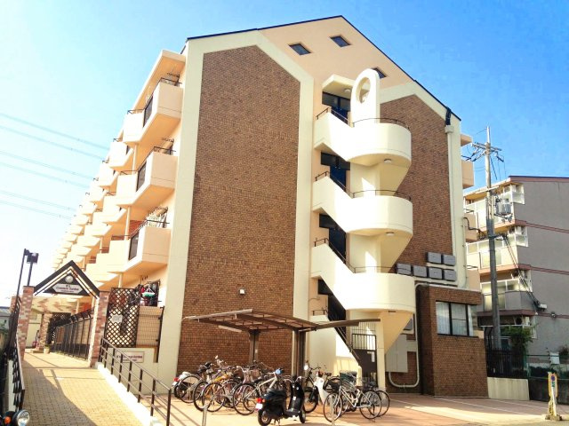 K's Common Garden同志社前の外観