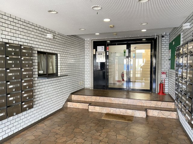 K's Common Garden同志社前のエントランス