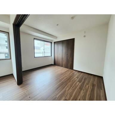 【洋室】 | シーガルパレス松野通