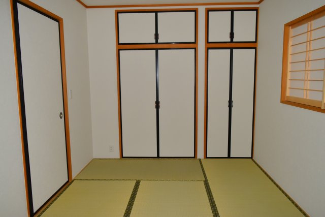 昭島市緑町２丁目の中古一戸建の和室