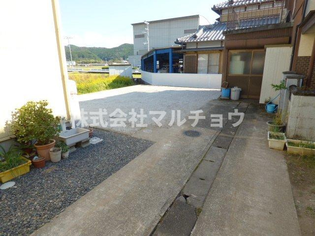 上富田町朝来土地の前面道路含む現地写真|前面道路含む現地写真です