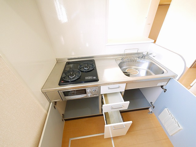 ブリッサコート（中山町）のキッチン|きれいなキッチンです